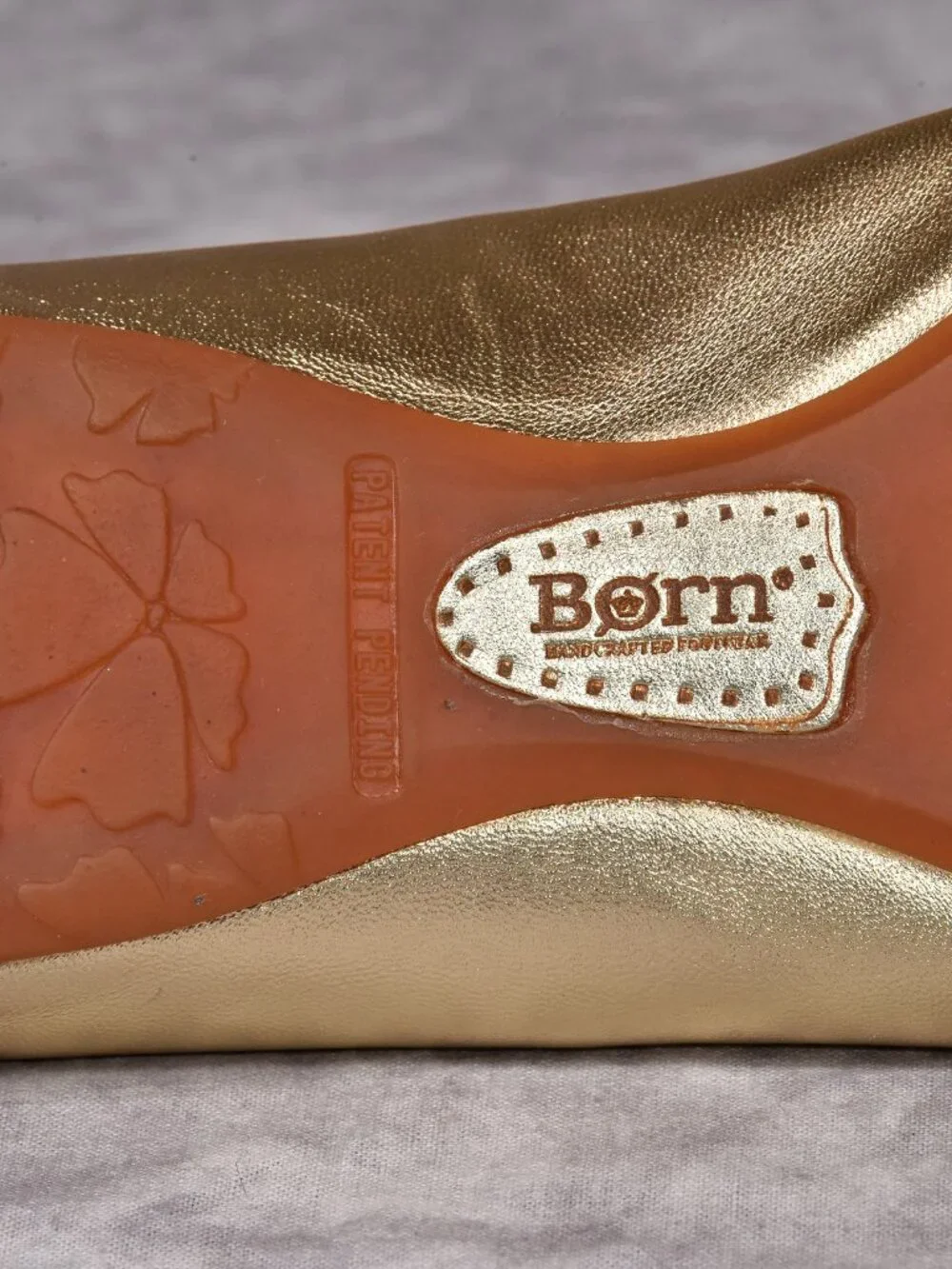 Born Shoes Metallic Gold Lilly Knotted Flats Size 8/39 Leather Upper Gently Used - Picture 8 of 14
